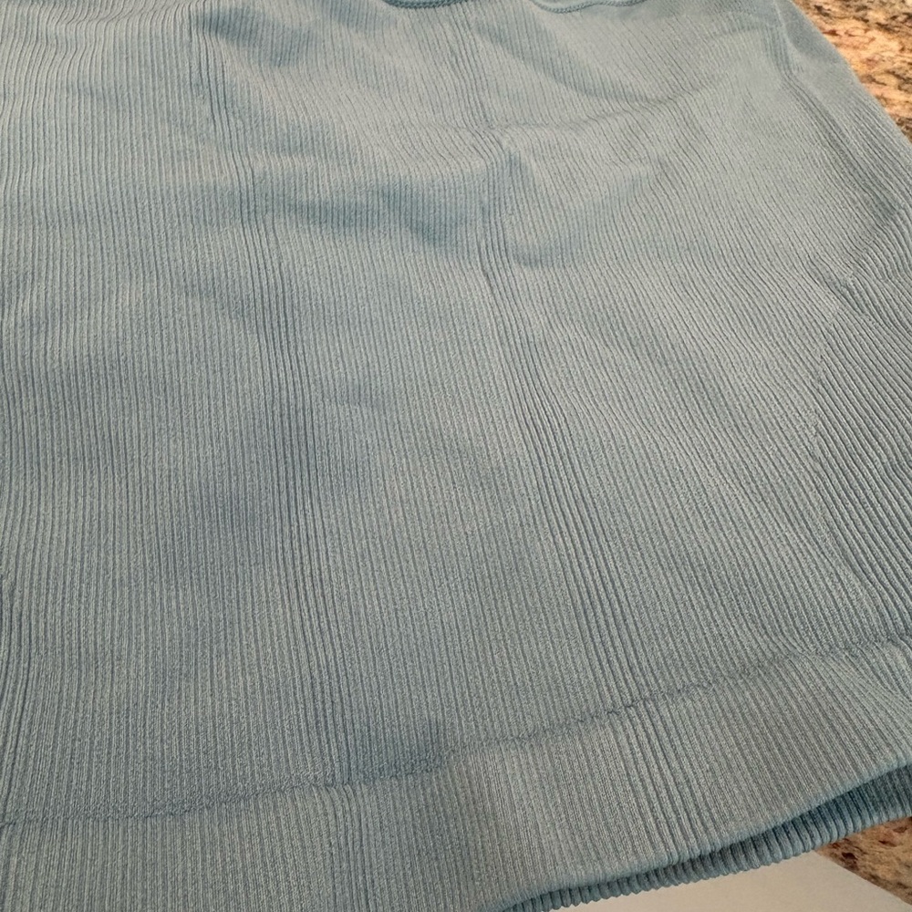 Green Halter Tank Top - Picture 3 of 3